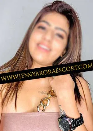 Deepanshi Slim Escorts Service in Delhi